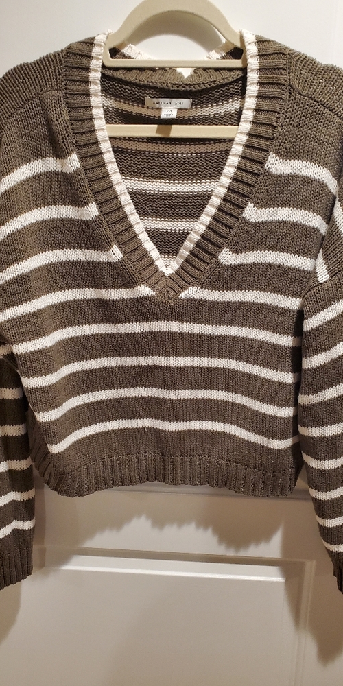 Crop sweater